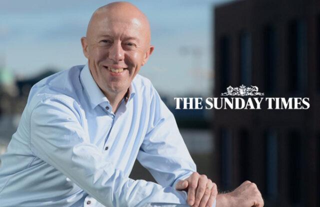 Tom O'Connor photographed for the Sunday Times